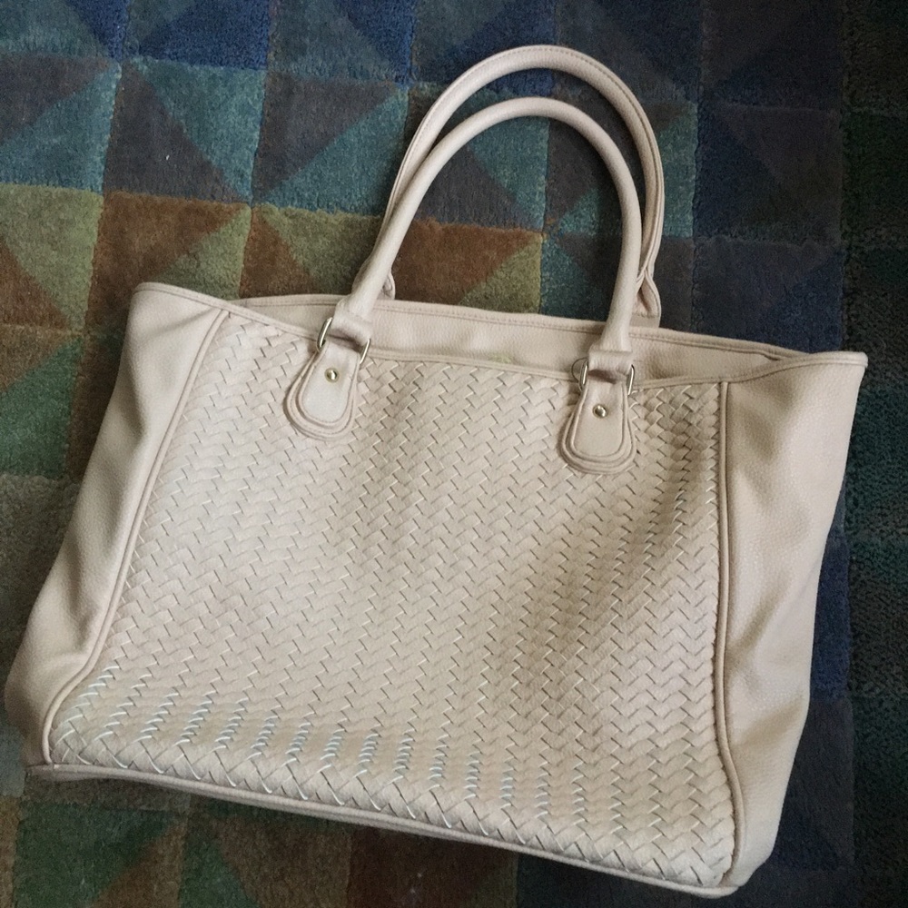 Deux Lux gorgeous tote is a soft creamy peach